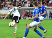 竞争激烈！国际足球精英集结比赛现场的简单介绍