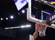 浓眉哥复出首战，绝杀战胜状态火爆，逆转取胜成为焦点！